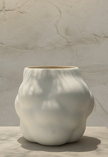 Cache pot N.06